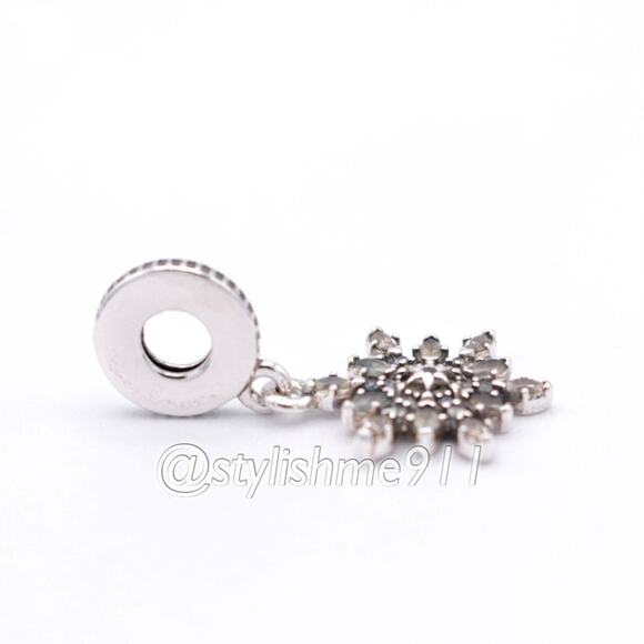 Authentic PANDORA Crystalized Snowflake Dangle - 791761NBLMX - Picture 9 of 11